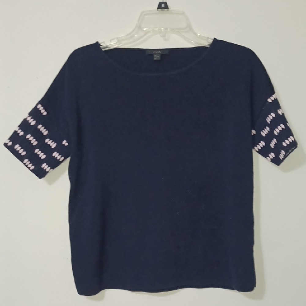 COS Navy Blue Patterned Short Sleeves 100% Cotton Knit Blouse NWOT Size Small